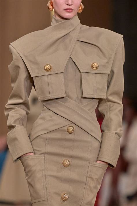 Pin by Dareen on Fashion | Stylish women fashion, Top design fashion ...