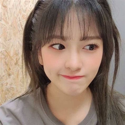 izone  yujin  instagram izone    comeback