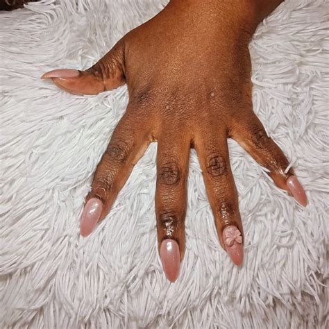 ruyes nail  beauty bar atruyenailbar instagram