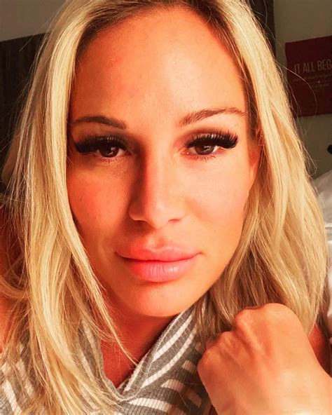 Tyler Faith, the top bisexual beauty in the industry (multiple pictures