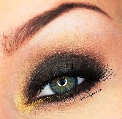 10 Fantastic Smokey Eye Ideas For All Occasions | AmazingMakeups.com