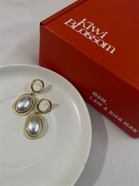 Sasha pearl hoops – KIWI BLOSSOM