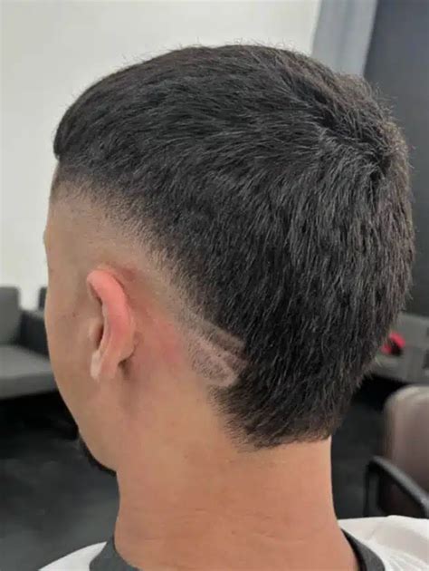 Corte Moicano Moderno - Corte moicano: 45 ideias para se inspirar e mudar o cabelo!