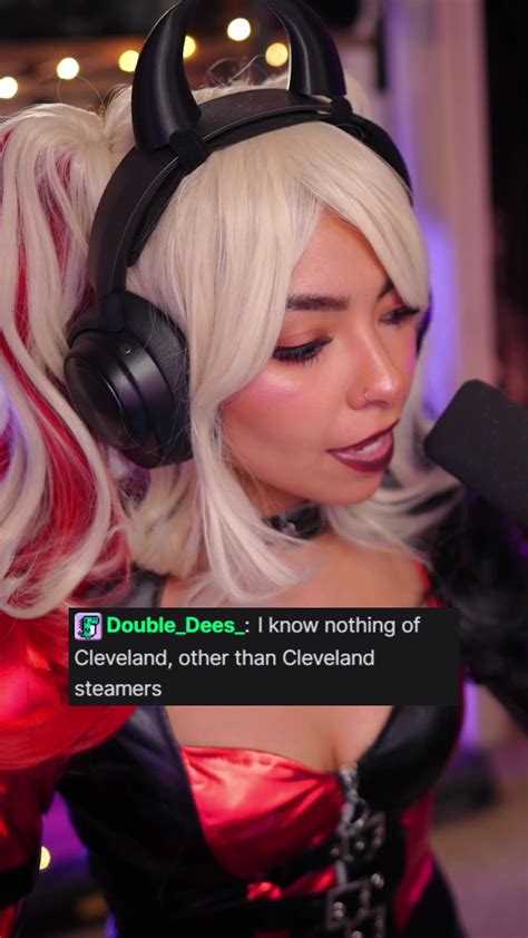 AileenSenpai | Twitch Streamer (@aileensenpai) - Urlebird