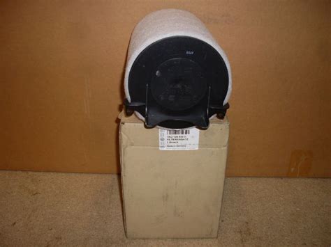 Audi A3 04 - 08 1.6 Petrol Air Filter 1K0129620C New genuine Audi part ...