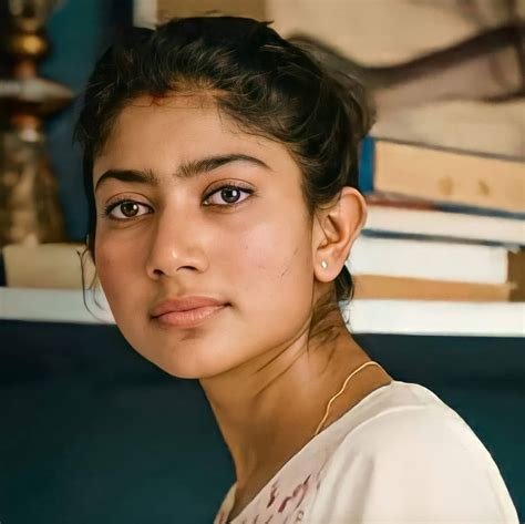 Download Sai Pallavi Glancing Towards Camera Wallpaper | Wallpapers.com