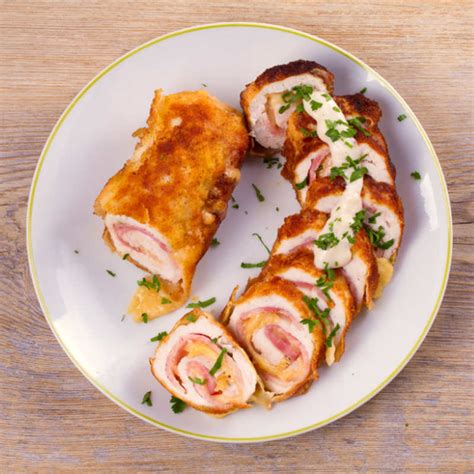 Chicken Stuffed Bread Recipe: How to Make Chicken Stuffed Bread