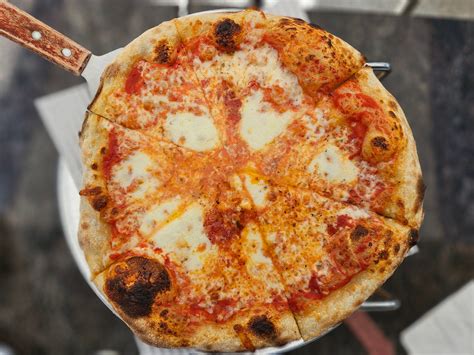 Best pizza in Sarasota? Round 1 winners revealed – Vote now in Round 2