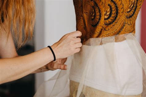 close  dress maker premium photo