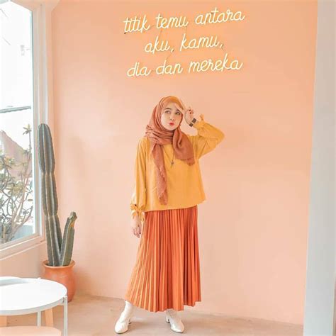 ootd hijab inspirasi outfit tema orange keren