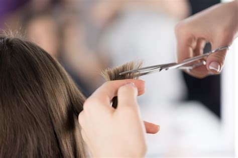 Cabelo Salão De Beleza - Corte de cabelo de salão de beleza, mudança de estilo de tratamento ...