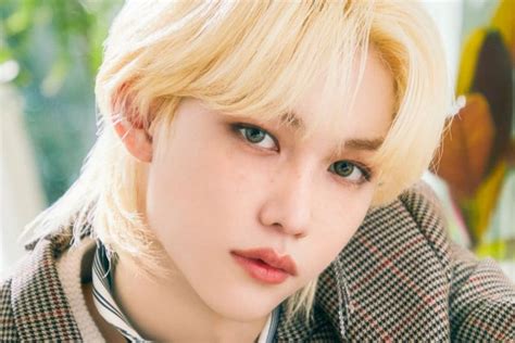 stray kids felix surprises fans    stunning