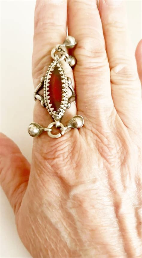 vintage rajasthan belly dancer gem