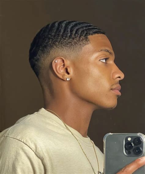 Barbers predict the next wave of men haircut styles for next year 1