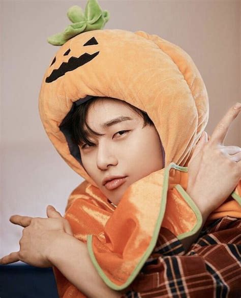 Star Awards, Film Awards, Midnight Runners, Japanese Oni, Park Seo Jun ...