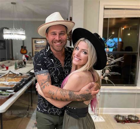 Ryan Cabrera and Alexa Bliss: All About the Singer and WWE Star's