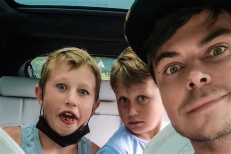 Bobby van Jaarsveld's kids nail a rare tongue trick