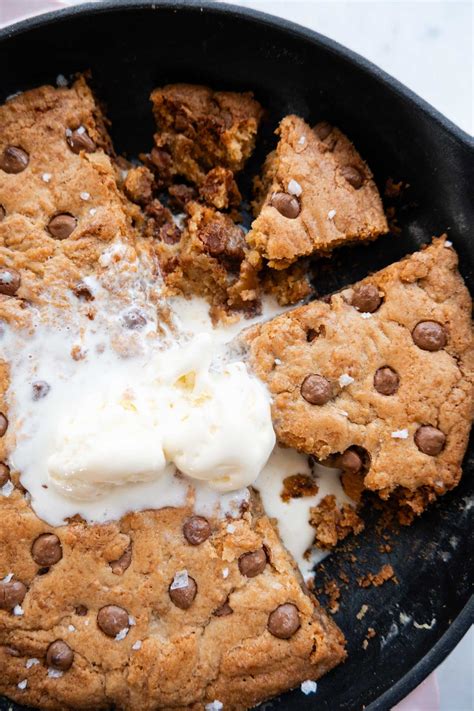 Old Fashioned Anzac Biscuits - Makyla Creates