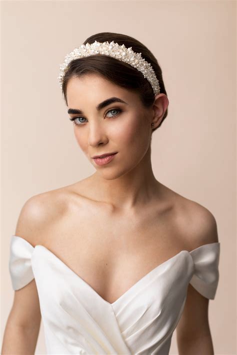 Bridal Accessories Pearl Hair at Arthur Poulsen blog