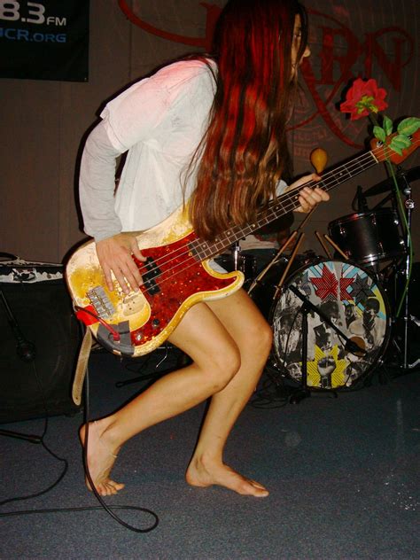 Paz Lenchantin's Feet