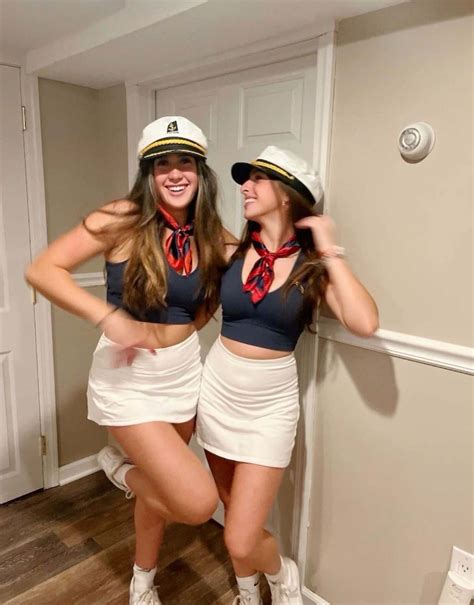 45 Extremely Easy & Cheap Halloween Costumes Ideas for Women You’ll