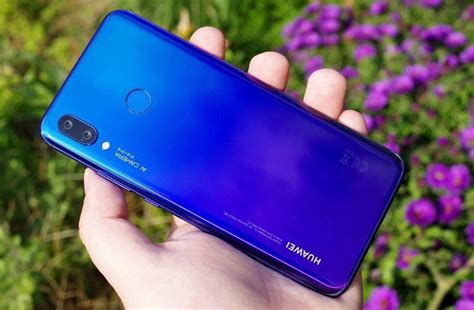 Huawei Nova 3 recenze: Cenově dostupný velikán, který se vyrovná ...