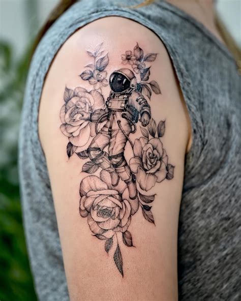 12+ AMAZING FLOWER TATTOO IDEAS FOR WOMEN & THEIR MEANINGS