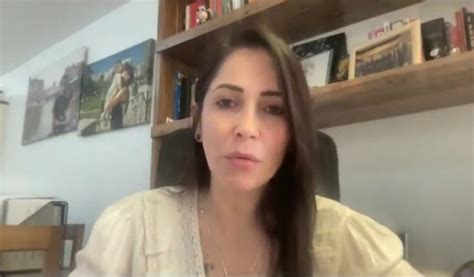 luisa gonzalez denuncia amenazas de muerte  aun  sabe  volvera