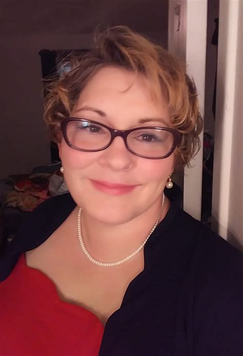 Tabbitha Norris | Hamiltons Funeral Home