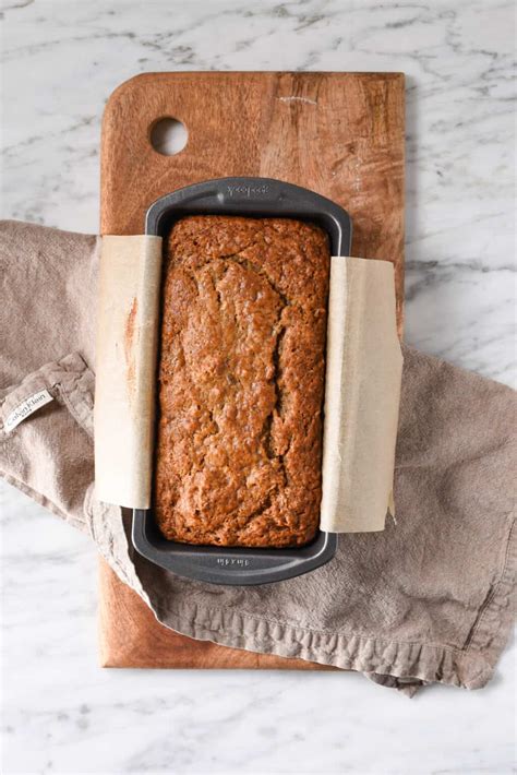 how to make banana bread with 2 bananas