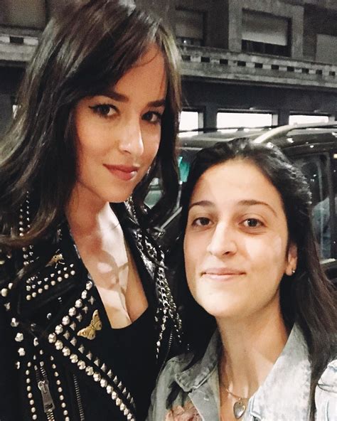 dakota johnson fans  twitter   pictures  dakota  fans