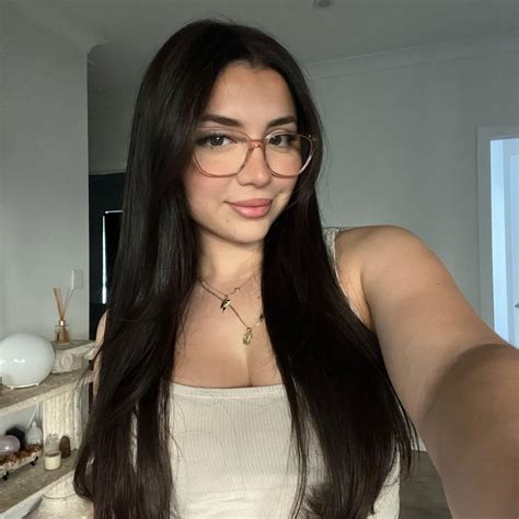 Lilith Cavaliere Youtube