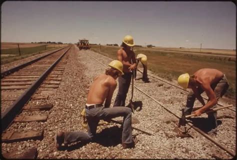 calculate    man hour industry