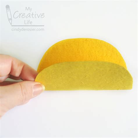 Cindy deRosier: My Creative Life: Taco Tuesday: Paper Taco Craft