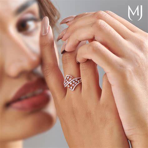 buy latest diamond ring  women  india diamond ring  women