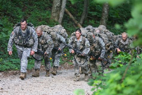 Three female Soldiers continue to second phase of Ranger course ...