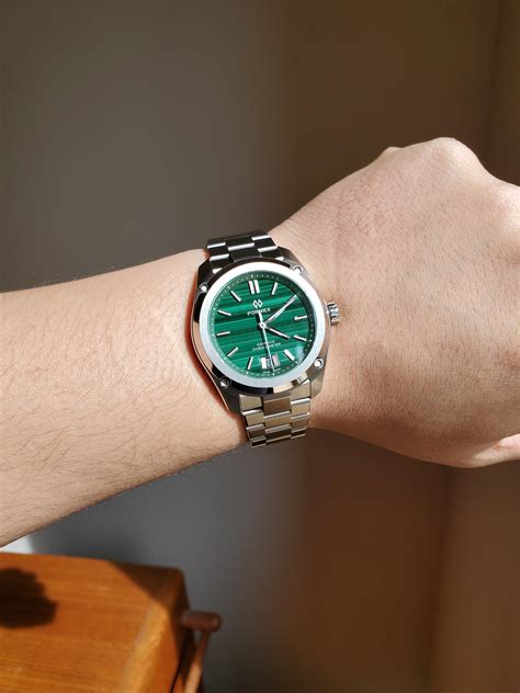 [Formex Essence 39] Malachite Dial : r/Watches