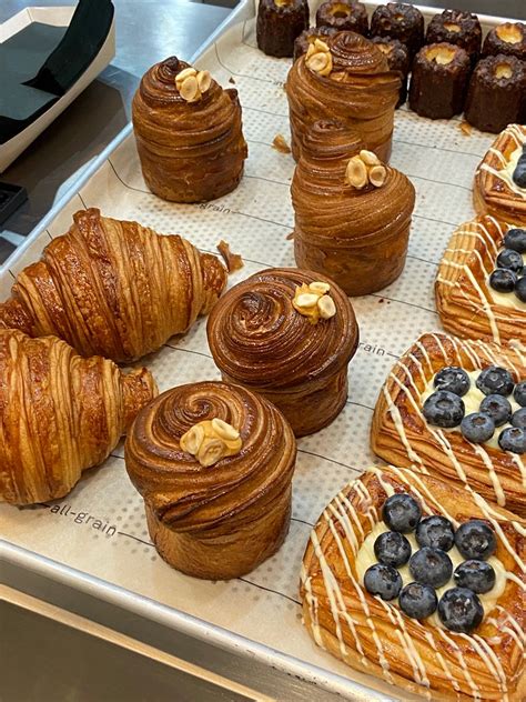 Bakery aesthetic булочки булочная круассан эстетика пекарни пекарня еда ...