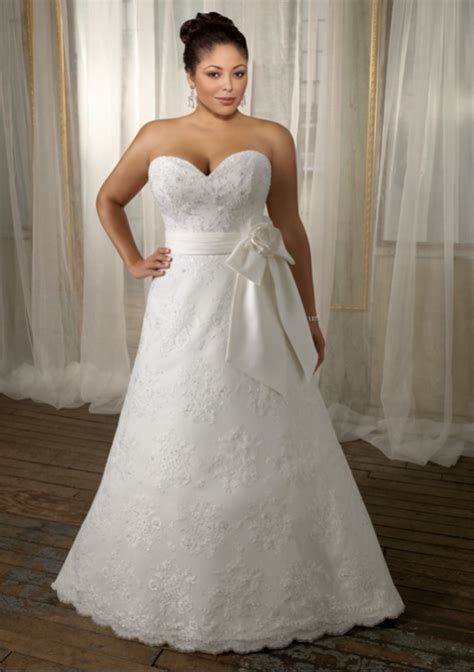 Wedding Dress Shopping: The Plus-Size Way – The Curvy Chateau
