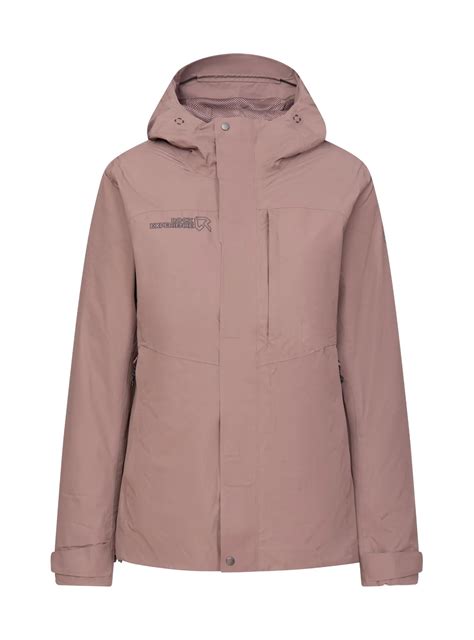 Experience Unforgettable Shopping Experience at Fairbanks Marketplace 5