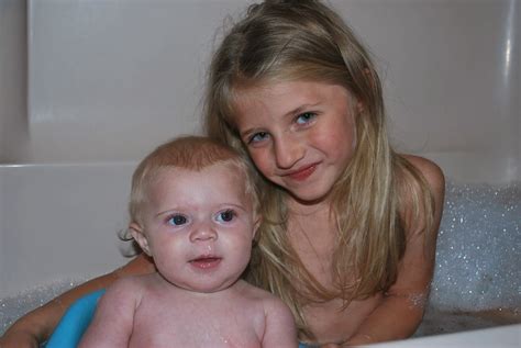 dashing   days bath time