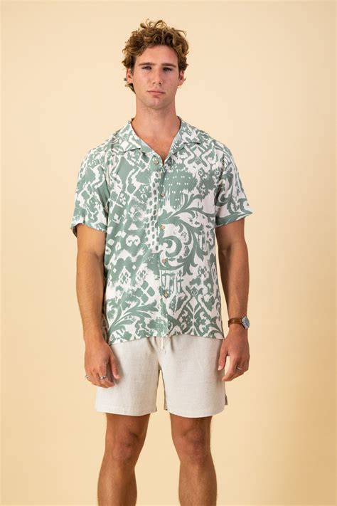 Smokey Green Aztec Viscose SS Shirt – Chaos & Calm