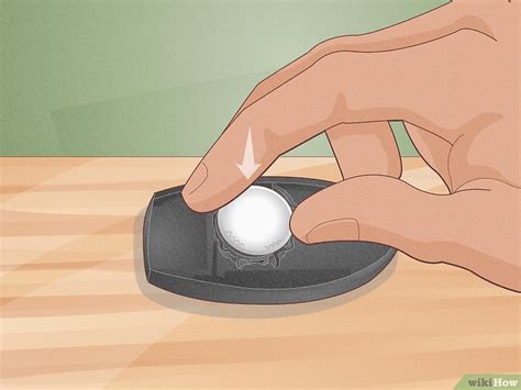 how to change the battery in nissan key fob