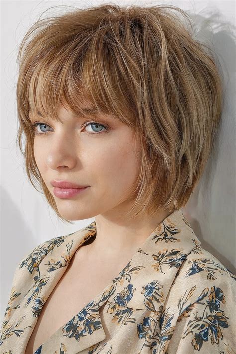 Stylists explain how to maintain short layered bob bangs at home