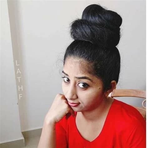 pin oleh kasa  updo rambut  kecantikan rambut panjang rambut