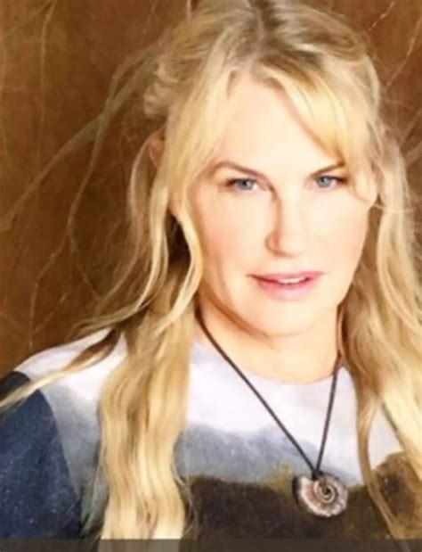 44 Facts About Daryl Hannah | FactSnippet