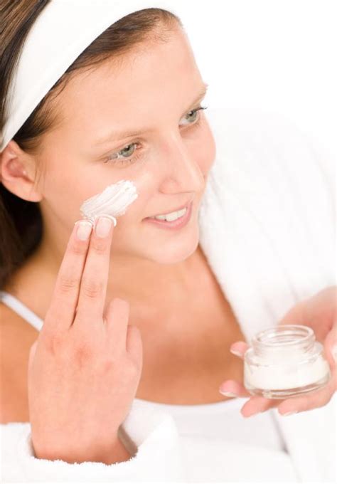 exfoliating cream  pictures