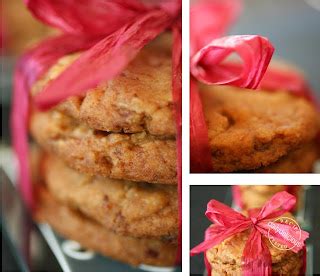 dailydelicious: Crunchy Macadamia and White Chocolate Cookies