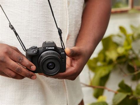 Kaufen Canon EOS R100 spiegelloses Kameragehäuse — Canon Osterreich Shop