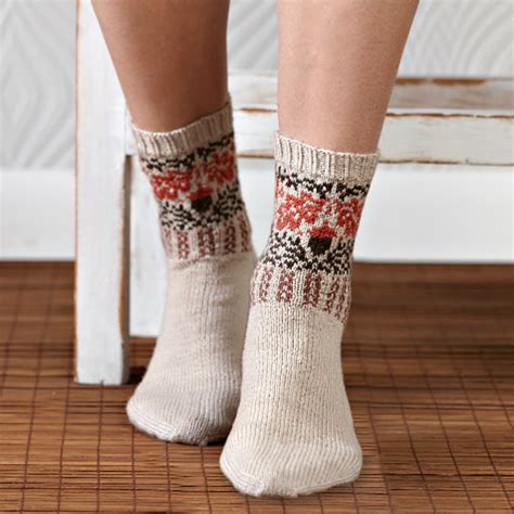 7 Sock Patterns for Bringing Socks-y Back | Interweave